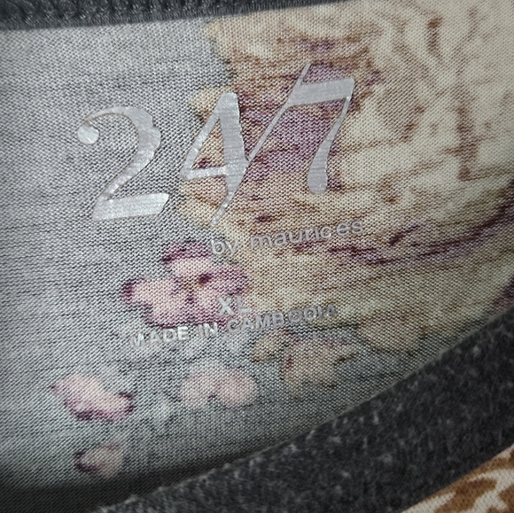 Maurices Plus Size Floral Crew Neck Tee XL - Picture 2 of 7